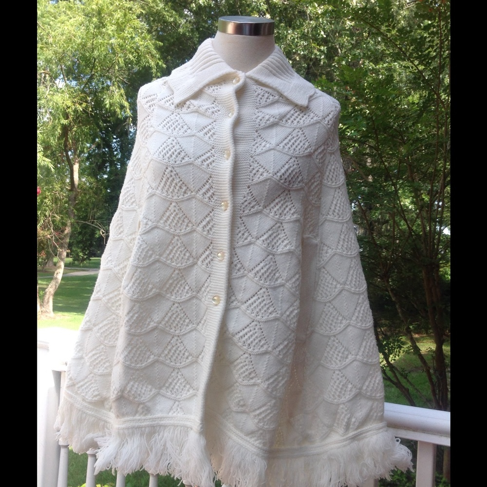 Vintage White Sweater Cape Crochet Fringe Sweater